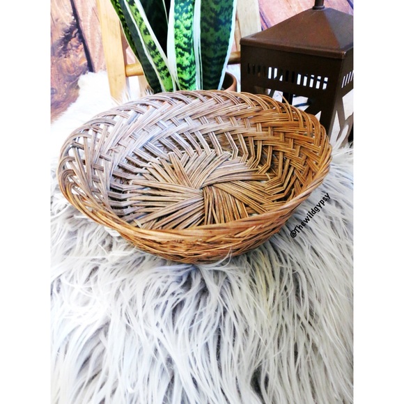 Vintage decorative woven basket 🍁 - Picture 5 of 6